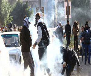 مصر اليوم - الأمن يفرق مسيرة للإخوان بشارع مكرم عبيد في مدينة نصر