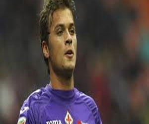   مصر اليوم - ليفربول يراقب مهاجم روما أدم ليياتيش