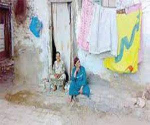 مصر اليوم - أهالي توشكي الإسكندرية يسكنون الجبال ويقتلون من أجل لقمة العيش