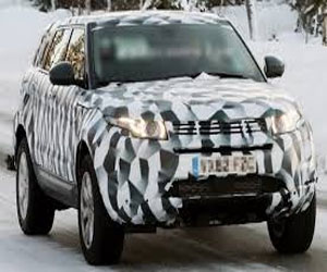 مصر اليوم - أول صور تجسسية لـ لاند روفر فريلاندر 2015