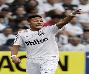   مصر اليوم - نيمار يحتفل بمرور 5 سنوات على أول أهدافه كلاعب محترف