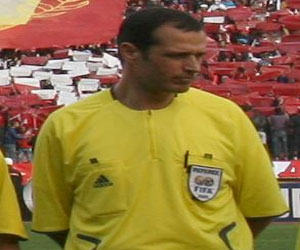   مصر اليوم - المغربي بوشعيب يدير لقاء الذهاب بين الأهليين المصري والليبي في أبطال أفريقيا