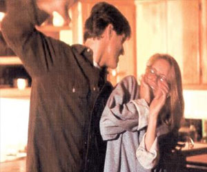   مصر اليوم - نجوم موقع يوتيوب يطلقون حملة لمنع العنف المنزلي في بريطانيا