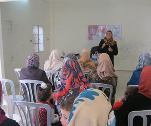   مصر اليوم - ندوة في جنين المرأة واقع وتحديات وصعوبات وإنجازات