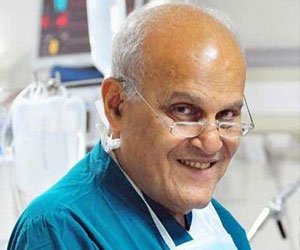   مصر اليوم - يعقوب يُعرب عن تفاؤله بإنجازات مدينة زويل خلال الفترة الأخيرة