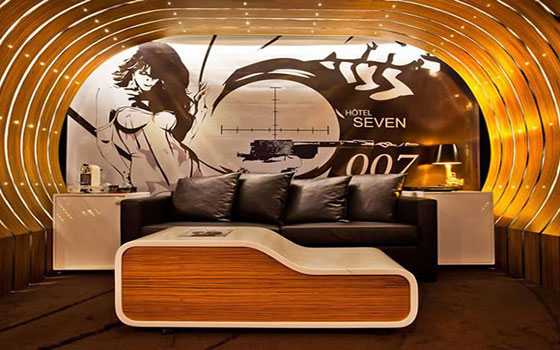   مصر اليوم - فندق فرنسي يُطوِّر جناحًا مستوحى من عالم العميل السِّري جيمس بوند في باريس