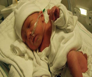   مصر اليوم - بشرى للأطفال الذين يولدون من أمهات حاملات لفيروس الإيدز