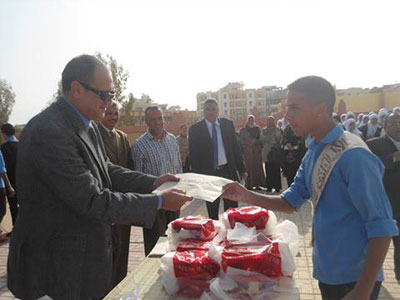   مصر اليوم - تكريم 28 متفوقًا من المدرسة الثّانوية في الغردقة