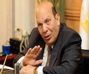   مصر اليوم - لبيب يُطالب المحافظين برفع المخلَّفات وتطهير المجاري المائيَّة