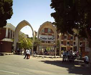   مصر اليوم - رئيس جامعة سوهاج يحضر اجتماع مجلس كلية الطّبّ