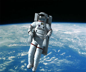   مصر اليوم - أصغر رائد فضاء فرنسي يصل للفضاء في 2016