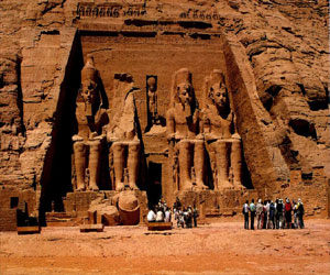   مصر اليوم - الأقصر تنتظر وصول 60 لاعب بريدج إنكليزي