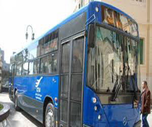   مصر اليوم - محلب يزور محافظة القاهرة لتفقّد أتوبيسات النقل الجديدة