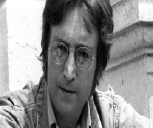   مصر اليوم - اشعار ورسوم لجون لنيون تعرض للبيع في مزاد