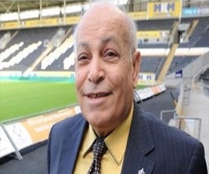   مصر اليوم - علّام يهدِّد ببيع هال سيتي بسبب علامة هال تايجرز