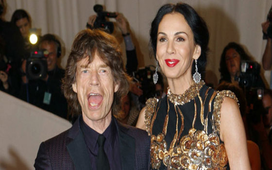   مصر اليوم - العثور على جثّة مصمّمة الأزياء لورين سكوت مشنوقة في شقّتها