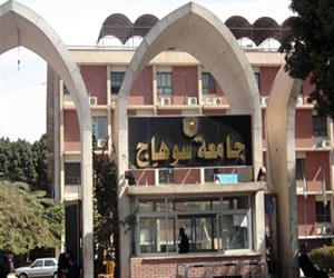   مصر اليوم - طُلاب جامعة سُوهاج يرفضون مُظاهرات جماعة الإخوان