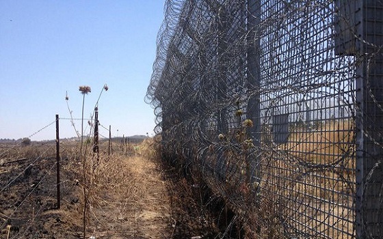   مصر اليوم - طائرات إسرائيليّة تسّتهدف قيادة اللّواء 90 وبطاريّات مدفعيّة في القنيطرة