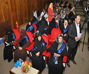   مصر اليوم - مُحافظ الأقصر يُكرّم الأمهات المثاليات في احتفاليَّة كبرى