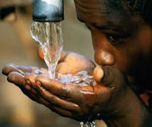   مصر اليوم - شركة مياه الشرب في الغردقة تحتفل باليوم العالمي للمياه