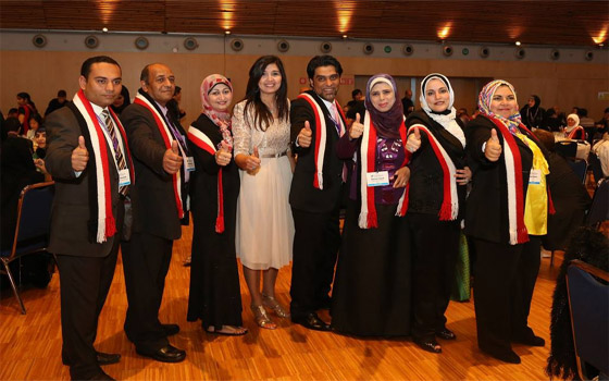   مصر اليوم - معلِّمون مصريُّون يحصدون 4 جوائز في منتدى ميكروسوفت للتَّعليم في برشلونة