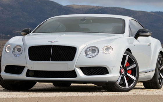 مصر اليوم - شركة بينتلي تكشف عن 3 من أحدث سيّاراتها في معرض جينيف