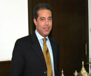   مصر اليوم - خالد الدرندلي يعلن التزامه الحيادية في انتخابات الأهلي