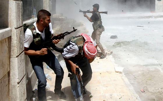   مصر اليوم - مقتل 230 بينهم 215 من القوّات الحكوميّة والكتائب الإسلاميّة المقاتلة والنّصرة