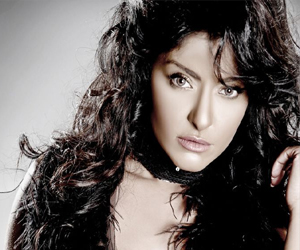   مصر اليوم - علا غانِم تتحدث عن سلسال الدَم  مع شرِيف عامر