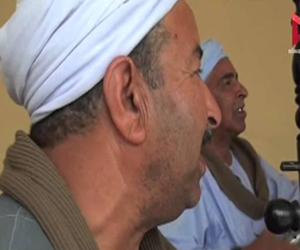   مصر اليوم - فرقة أرمنت للفنون الشعبيّة تُغنى للسائحين بالانكليزيّة