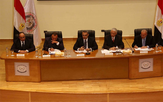   مصر اليوم - اللجنة العليا للانتخابات تُناقش ضوابط الدعاية للرئاسيّات وتمويل المُرشّحين