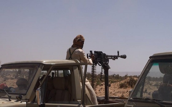   مصر اليوم - 20 قتيلاً من الجيش اليمنيّ في هجوم على نقطة تفتيش في حضرموت