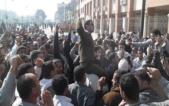   مصر اليوم - مؤشّر الديمقراطيّة يؤكّد أنَّ المصريّين نظّموا 1044 احتجاجًا خلال فبراير الماضي