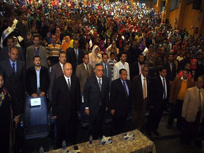   مصر اليوم - جامعة سوهاج تكرّم الأمّهات المثاليّات