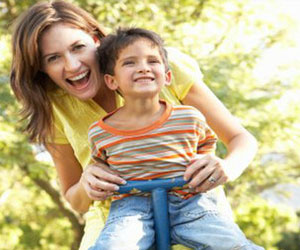   مصر اليوم - نشاط الأم البدني يحسن صحة الطفل