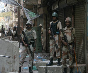   مصر اليوم - الأمن الباكستاني يعتقل 13 مشتبهًا في عملية أمنية في كراتشي