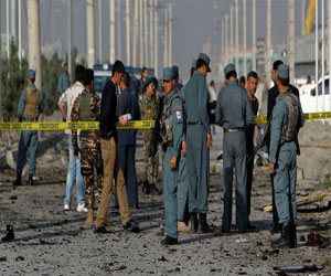 مصر اليوم - مقتل شرطيين في هجوم انتحاري في أحد البنوك في أفغانستان