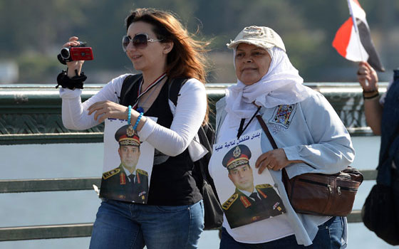   مصر اليوم - اليزل يؤكّد أن برنامج السيسي الانتخابيّ يُوفّر للدولة 100 مليار جنيه