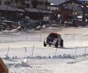   مصر اليوم - نجاة مغامر فرنسي من الموت بأعجوبة