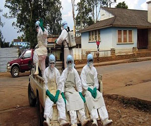   مصر اليوم - الاشتباه في حالتي إصابة بفيروس إيبولا في سيراليون