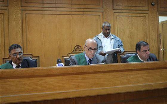   مصر اليوم - محّكمة جنايات الجّيزة تبدأ النظر في قضيّة مجّزرة كرداسة الخميس