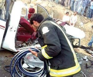   مصر اليوم - توقيف ثلاثة أشخاص اعترضوا طريق سائق وقتلوا زوجته في البحيرة