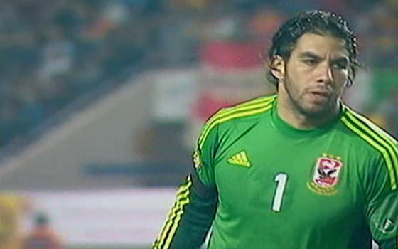   مصر اليوم - طارق سليمان يُحمَّل إكرامي مسؤولية كبيرة أمام أهلي بنغازي لأن مستواه العالي يمنح زملاءه الثقة