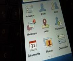   مصر اليوم - مستخدمو فيسبوك عبر الأجهزة المحمولة يتجاوزون المليار