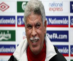   مصر اليوم - حسن شحاتة يُرحب بتدريب النادي الأهلي