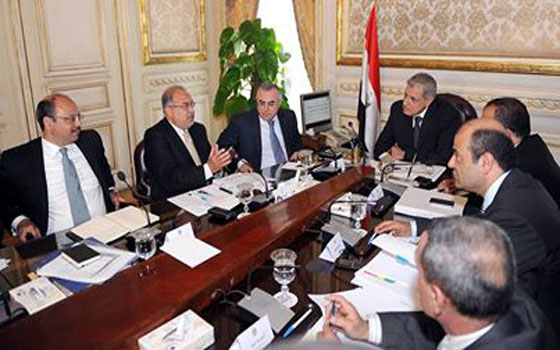   مصر اليوم - محلب يُؤكد التزام الحكومة الكامل بتنفيّذ خارطة المستقبل التي ارتضاها الشعب