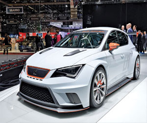   مصر اليوم - سيات تقدم  نسخة السباقات من ليون