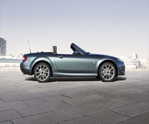   مصر اليوم - مازدا MX5 الأكثر مبيعًا بين السيارات ذات المقعدين