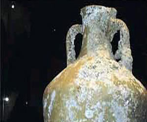   مصر اليوم - تونس تعيد قطعة أثرية ثمينة الي الجزائر