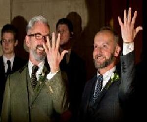   مصر اليوم - زواج المثليين في بريطانيا اصبح قانونيا اعتبارا من السبت